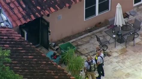 Crews put out house fire in Miami; no injuries reported